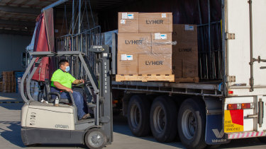 An extensive 24-hour delivery operation over the past week has seen trucks laden with RAT kits, air purifiers and face masks travel to schools in NSW and Victoria.