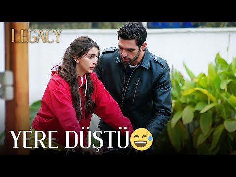 Ali, Duygu'ya bisiklet sürmeyi öğretiyor 🚲 | Emanet 278. Bölüm