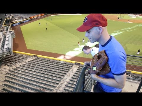 Catching my 9,000th baseball at Chase Field