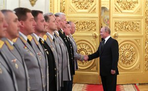 Vladimir Putin with military people (2018-05-31)