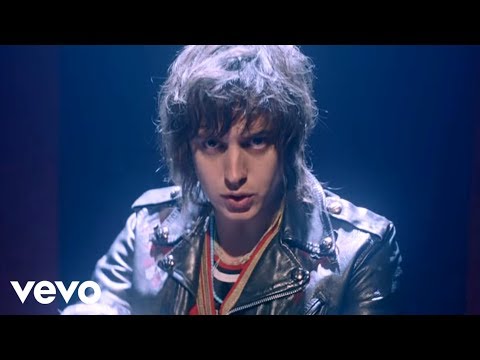 Daft Punk - Instant Crush (Video) ft. Julian Casablancas