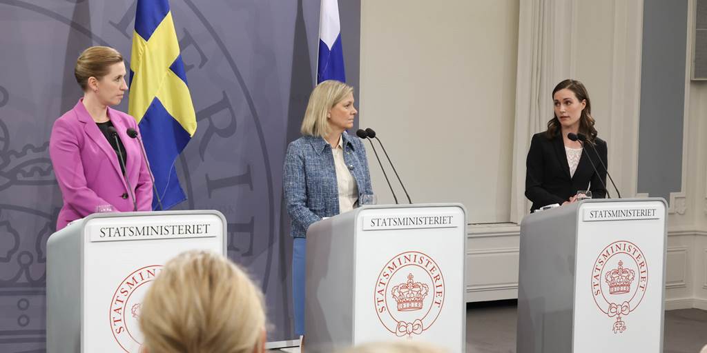 Statsminister Mette Frederiksen, den svenske statsminister Magdalena Andersson og den finske statsminister Sanna Marin under pressemøde i Spejlsalen i Statsministeriet den 4. maj 2022.