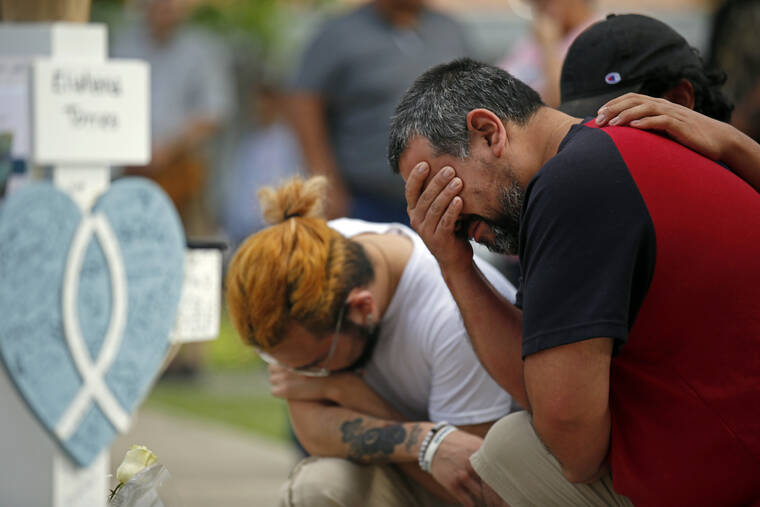 As police waited, children inside Texas school called 911 begging for help