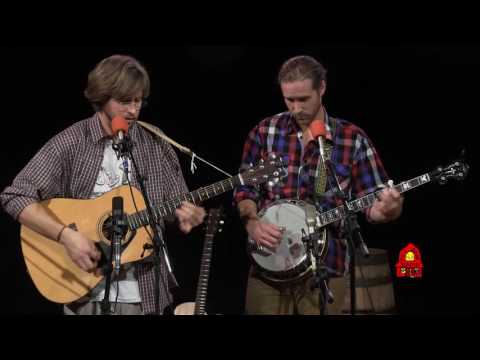 09 Time Marches On - Restless Leg Stringband