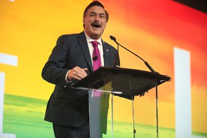 Mike Lindell speaking with attendees at the 2020 Student Action Summit at the Palm Beach County Convention Center in West Palm Beach, Florida