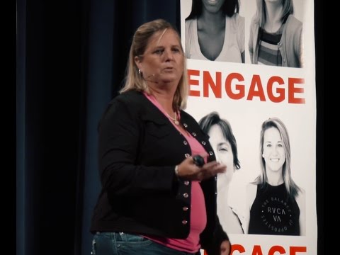 Mutual rehabilitation: inmates and shelter dogs socializing each other | Jen Deane | TEDxFSCJ