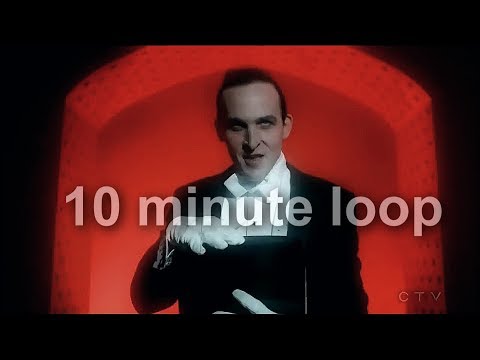 Gotham - Penguin singing / 10 minute loop