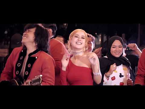 Plus Plus Band - Mba Sini Dong ( Official Music Video )