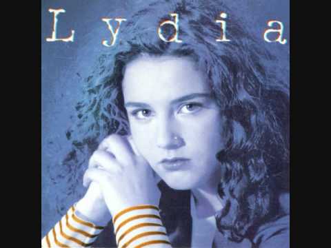 lydia -de la amistad al amor.wmv