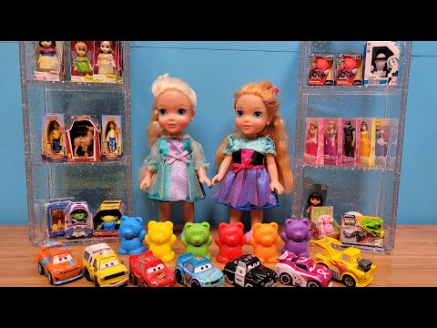 Shopping for Benjamin's Birthday ! Elsa & Anna toddlers - toy store