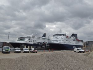 2020 coronavirus pandemic in Denmark - The DFDS ferries Peals Seaways and Crown Seaways and at the terminal in Copenhagen seen from Marmormolen