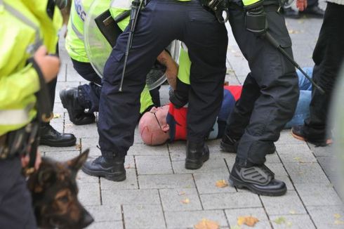 image-10-for-edl-in-walsall-protests-by-the-english-defence-league-gallery-446004975-217781