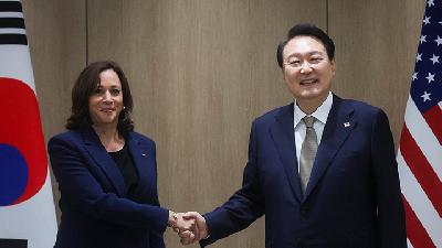 Kamala Harris, Yoon Slam North Korea Missile Test, Discuss Taiwan