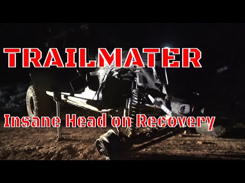 Trail Mater : Crazy Recovery at Night! Toyota VS. Jeep High Speed Collision.  #trailmater