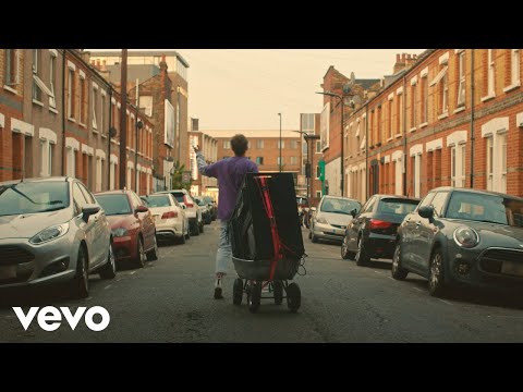 Glass Animals - Heat Waves (Official Video)