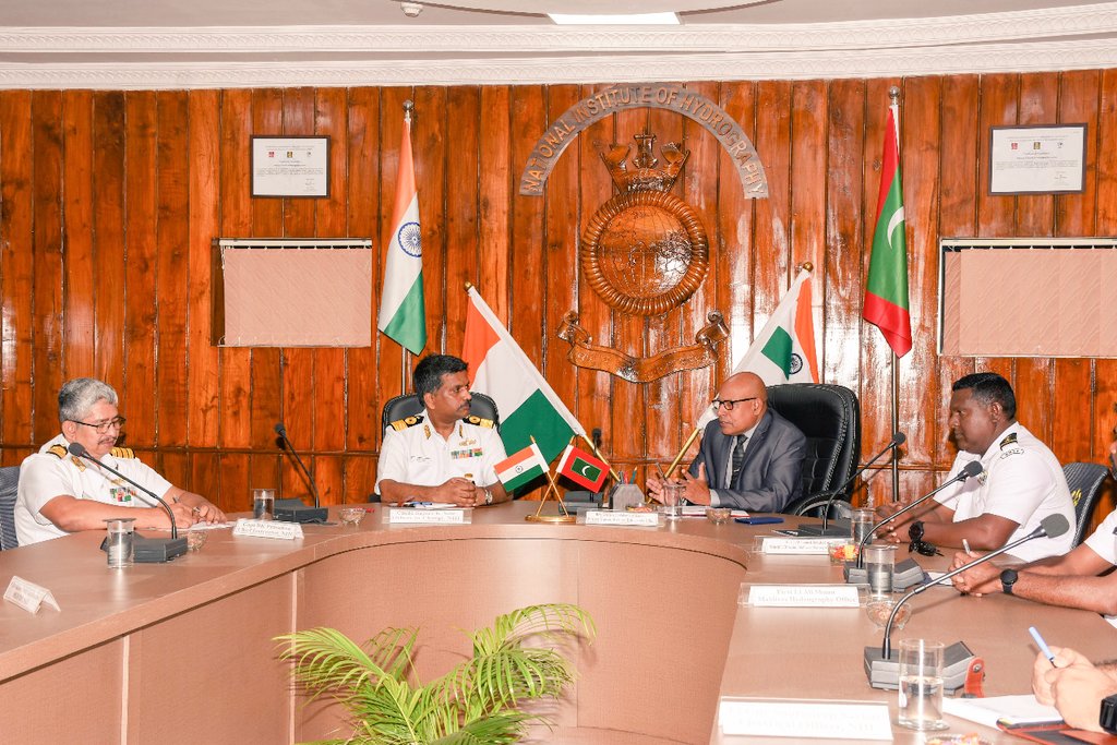 The Maldivian delegation was welcomed by Officer-in-Charge NIH, Commodore Sajeev K Nair  and briefed them about the mandate and training activities undertaken by NIH. A walkaround of various facilities at NIH was also organised for the delegates.