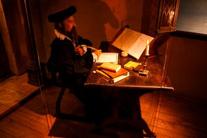 Nostradamus statue, Musee Grevin, Salon De Provence