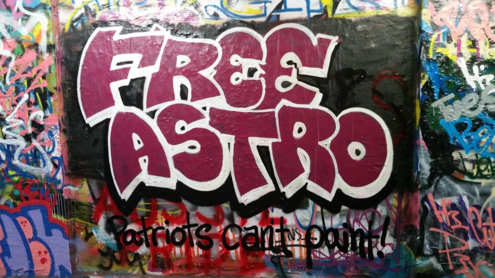 aSTRO0