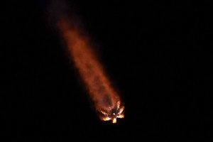 A SpaceX Falcon 9 rocket lifts off from Launch Complex 39A at the Kennedy Space Center in Cape Canaveral, Fla., Thursday, Dec. 9, 2021.