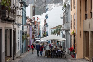 Street scene in Santa Cruz de La Palma, Mexico