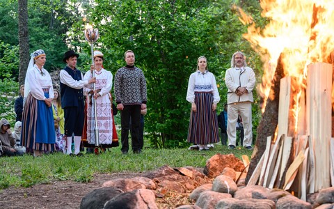 The fire of the XIII Youth Song and Dance Festival was lit in Võru County.