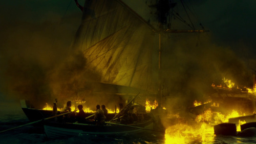 sine-cinematography:
“IN THE HEART OF THE SEA (2015)
DIRECTOR: Ron Howard
CINEMATOGRAPHER: Anthony Dod Mantle
”