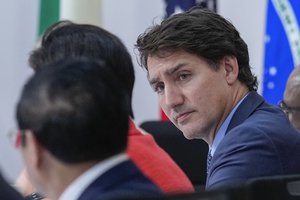 Justin Trudeau and other G7 leaders participate in an event during the G7 Summit in Hiroshima, Japan