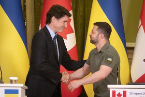 Canadian Prime Minister Justin Trudeau, left, meets with Ukrainian President Volodymyr Zelenskyy in Kyiv, Ukraine