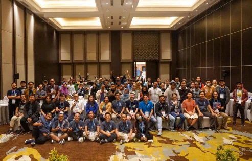 WordCamp Gresik attendee group photo