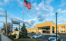 Comfort Inn Medford-Long Island Exterior photo