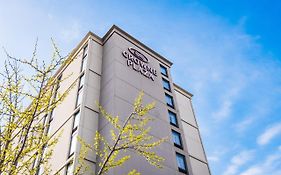 Crowne Plaza Newark Airport, An Ihg Hotel Elizabeth Exterior photo