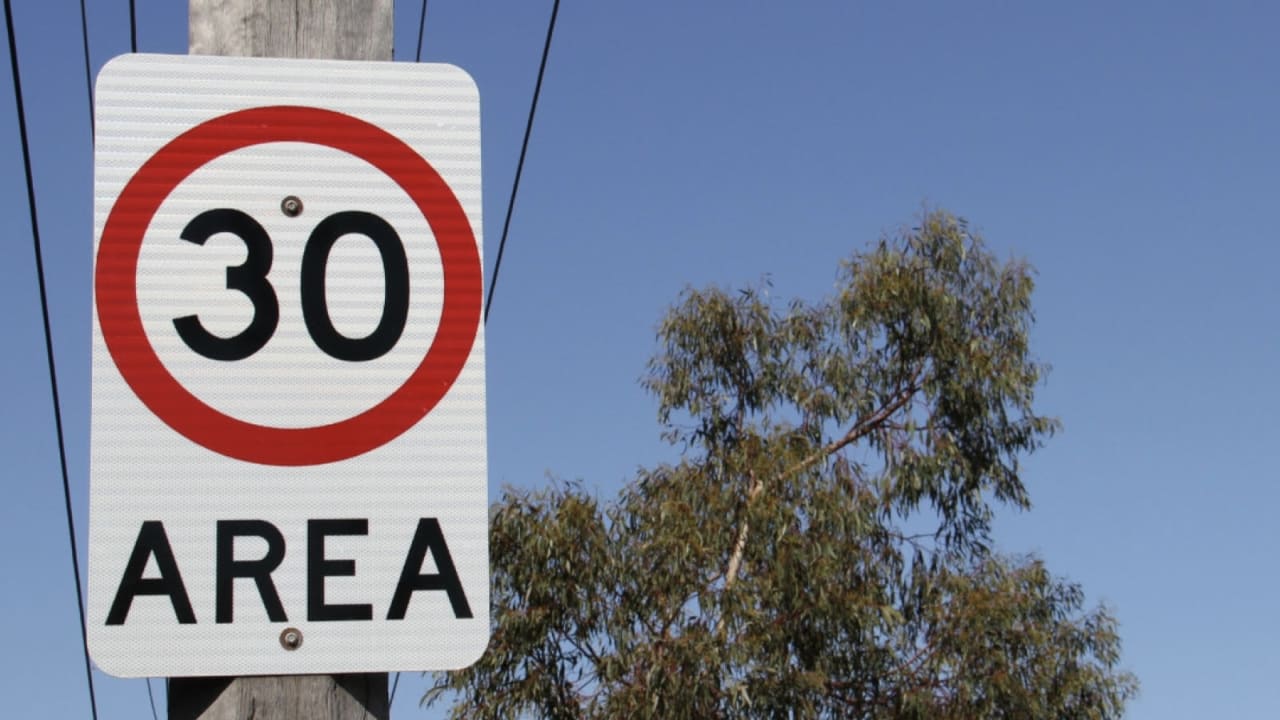 Melbourne council expands 30km/h speed limit zones