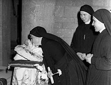 Christmas at the Annunciation Church in Nazareth, 1965. Photo by Dan Hadani.