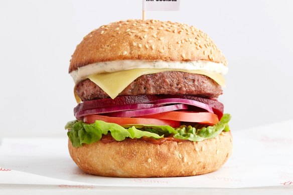 Grill'd's traditional Australian burger made with Impossible Beef is now avaiable nationally.