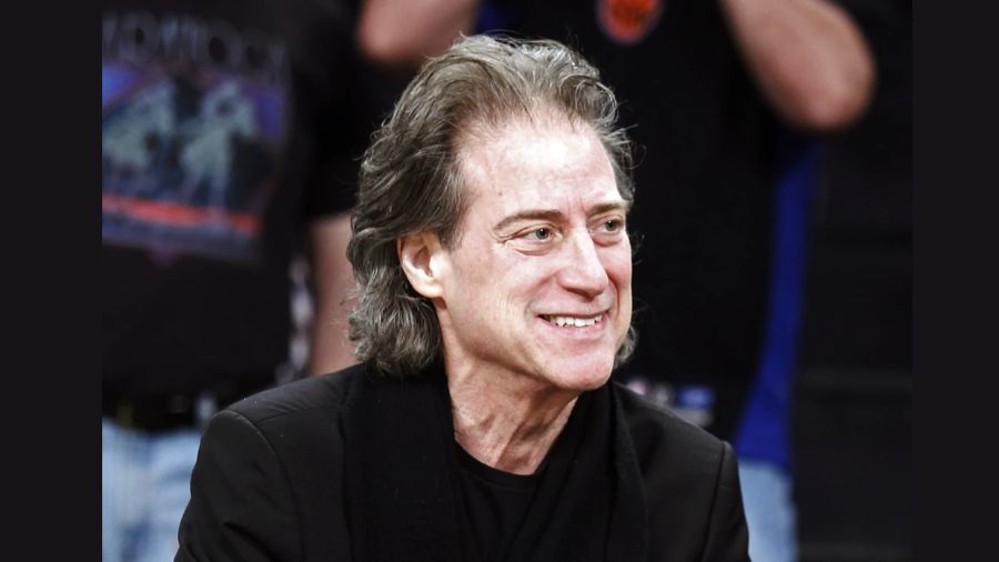 Image: Comedian Richard Lewis attends an NBA basketball game in Los Angeles on Dec. 25, 2012....