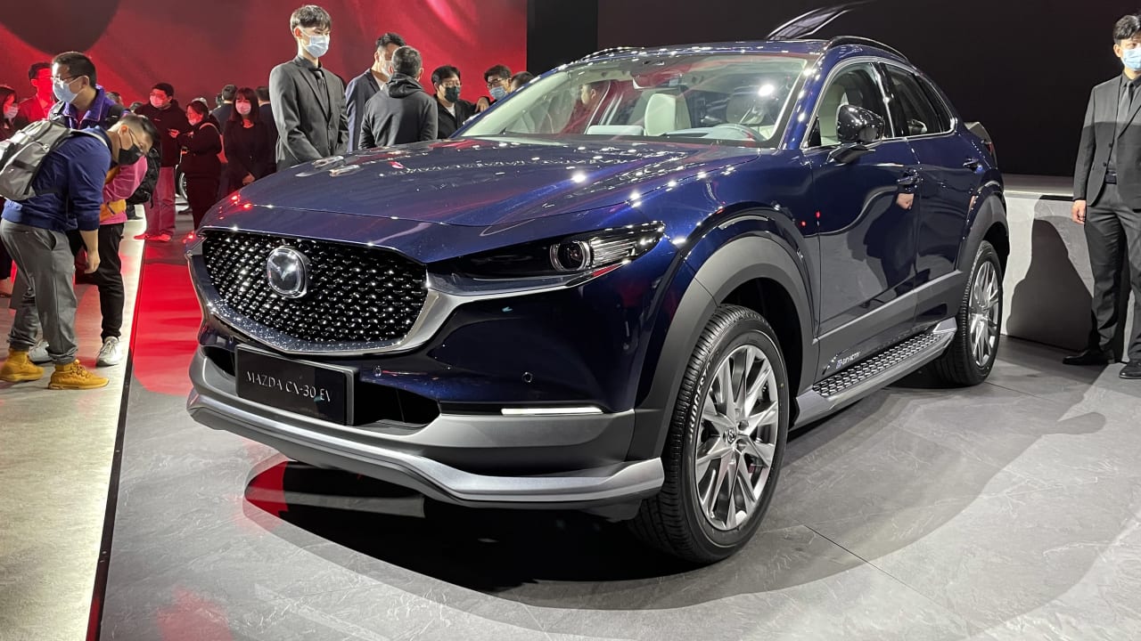 2021 Mazda CX-30 EV: Electric small SUV unveiled for China