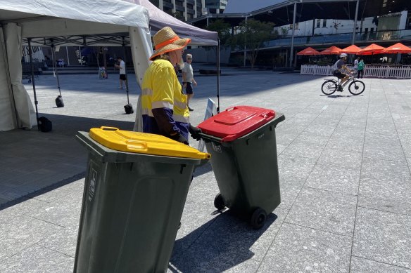 The chief executive of Australia’s waste recycling industry says it is impossible that Labor could introduce a free food waste bin in Brisbane without paying around $26 million for new trucks to collect new bins from 500,000 homes.