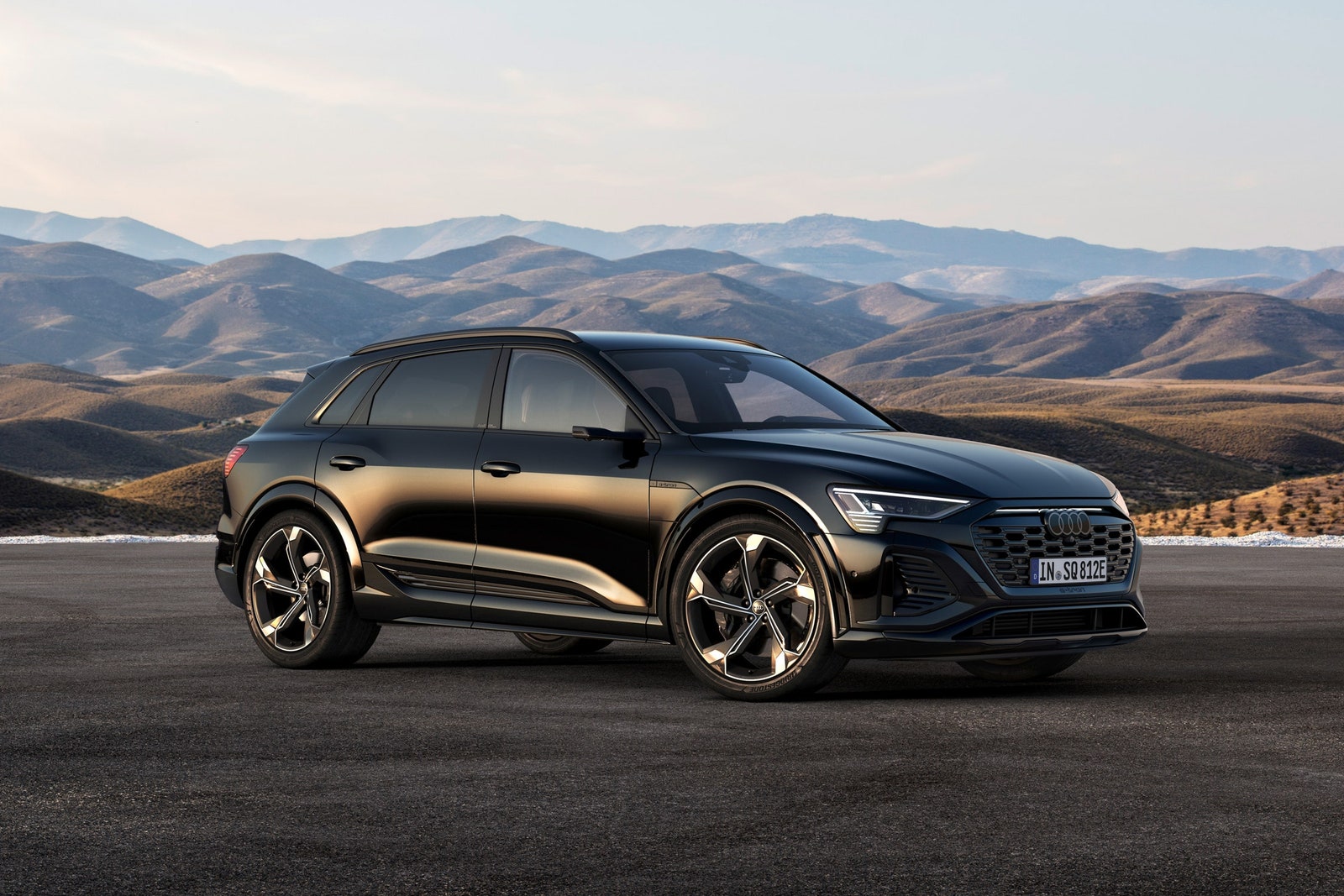 「Audi Q8 e-tron」は技術的な進化が著しく、乗り心地のよさが印象的：試乗レビュー