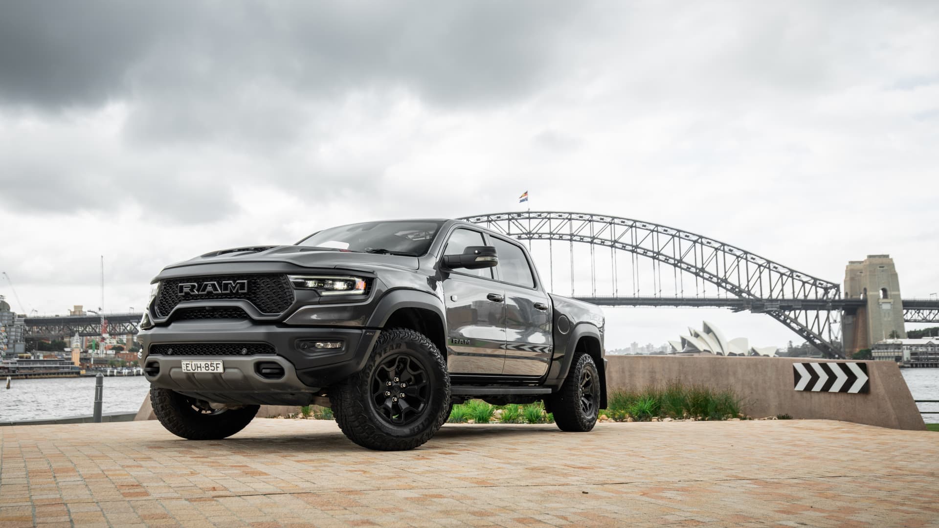 RAM 1500 6.2L Dual Cab Ute 4XD 2022