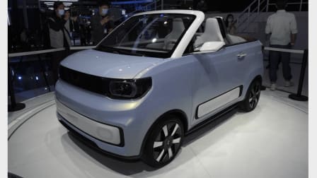 Wuling Hongguang Mini EV Cabrio convertible concept front view