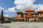 Pasar Badung market.