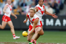 Isaac Heeney of the Swans.