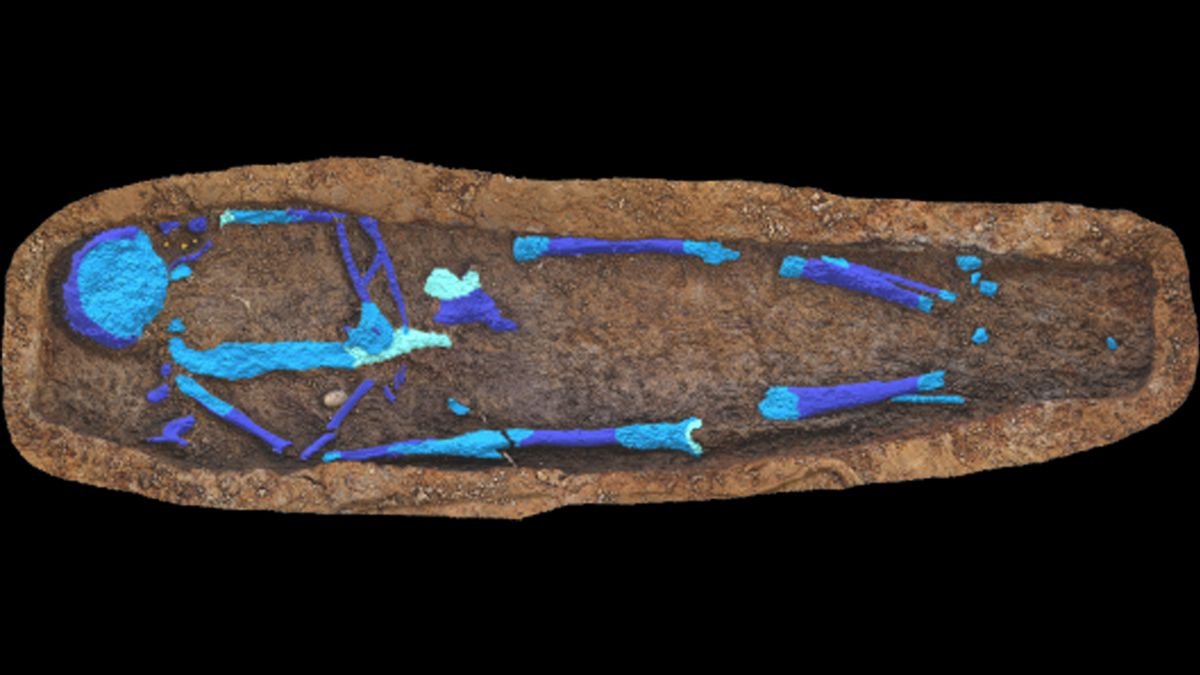 Ancient Human Burials Illuminate Prehistoric Living Conditions - cover