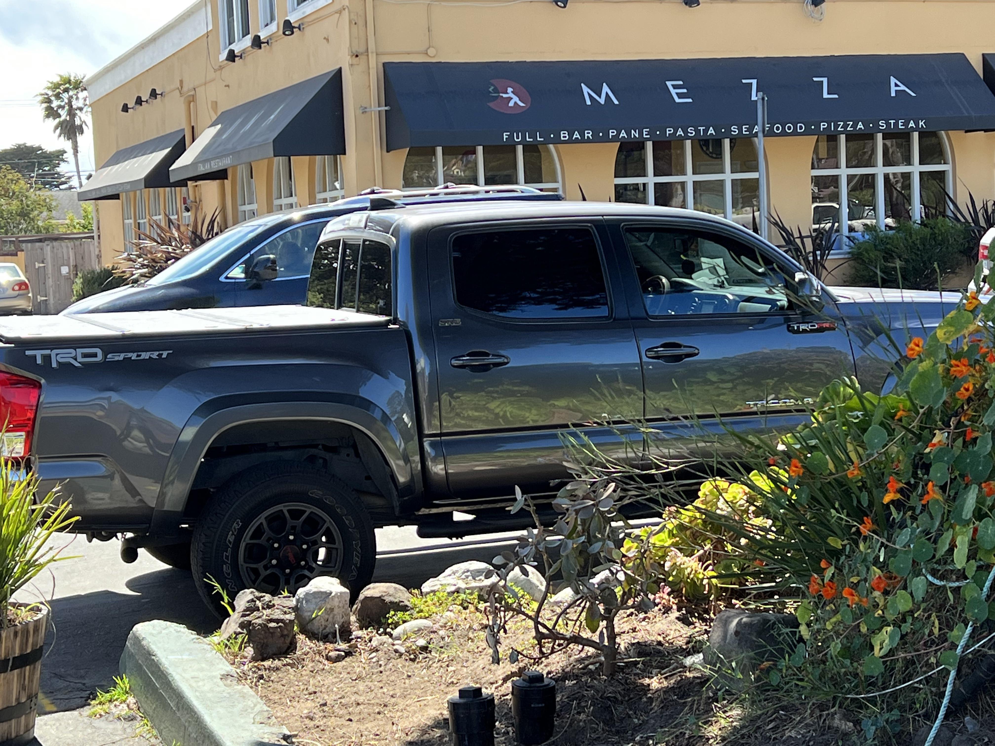 r/ToyotaTacoma - Found the rare Tacoma Trd Pro, Sport, SR5