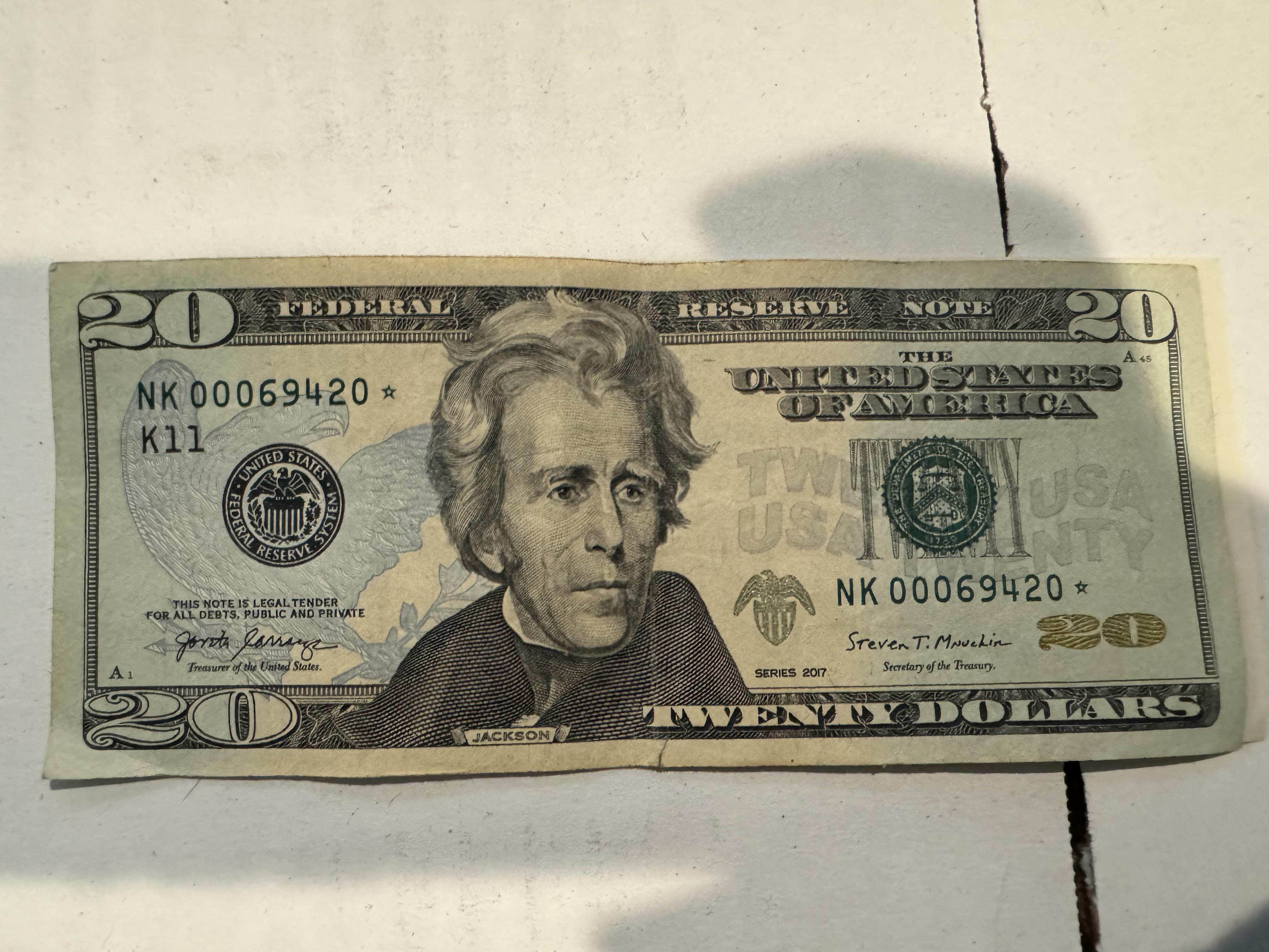 r/mildyinteresting - Found a $20 with a nice serial number