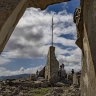 Parched Philippine dam reveals centuries-old town, luring tourists