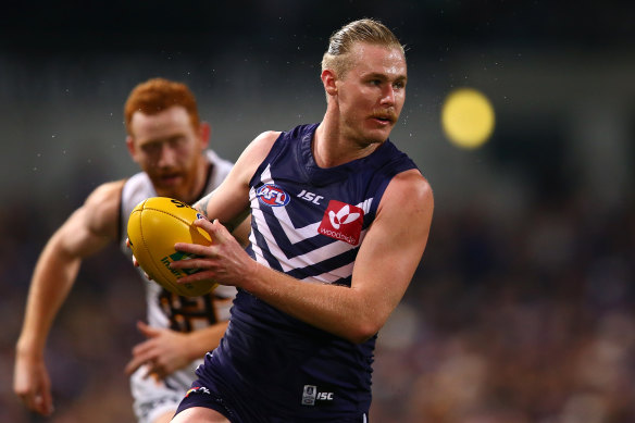 Freo remembers Cam McCarthy; bushfire downgraded