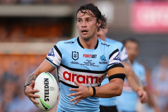 Sharks halfback Nicho Hynes.