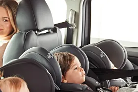 Minimum age for forward-facing child seats to increase