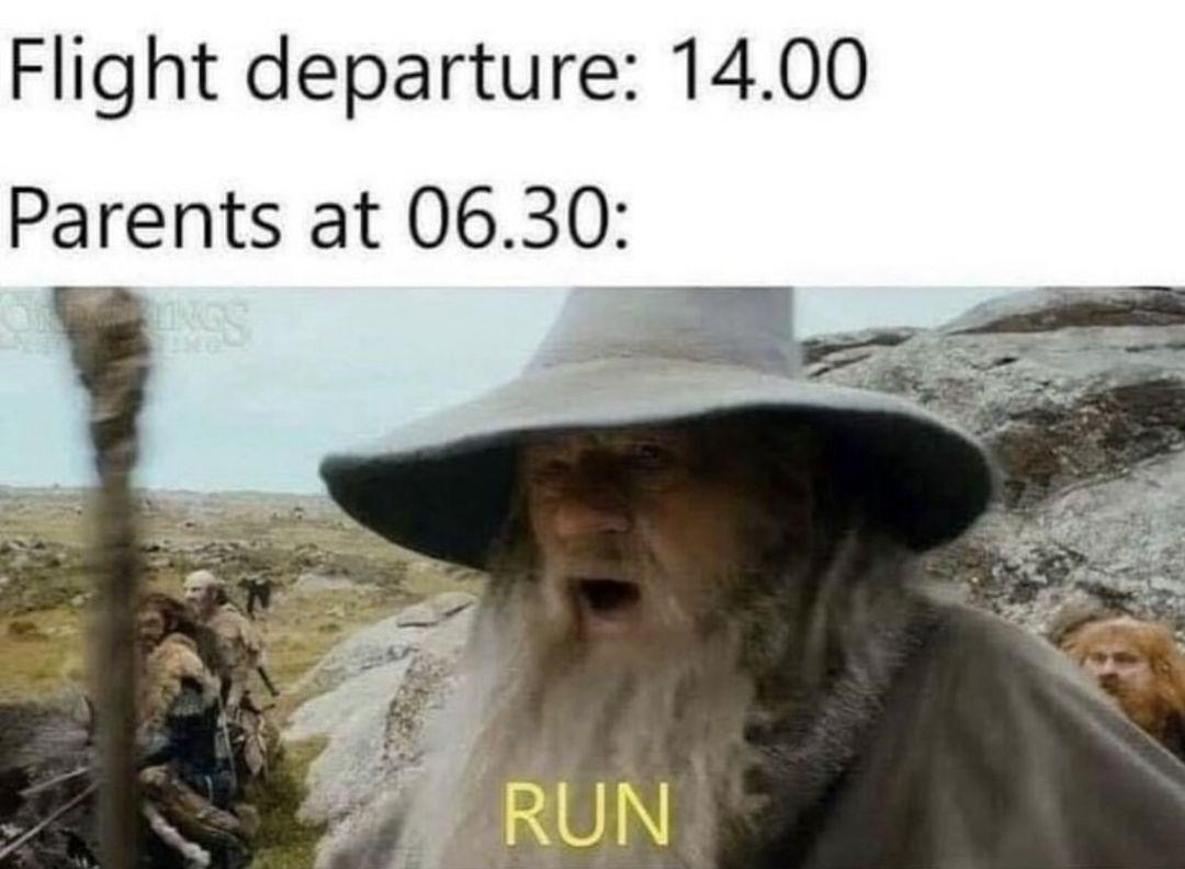 r/lotrmemes - Parents at 06:30...